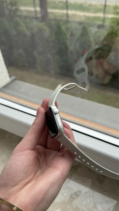 Apple Watch series 8 41mm в ідеальному стані