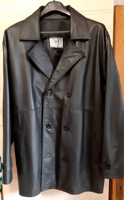 Casaco tipo Peacoat em Cabedal Homem