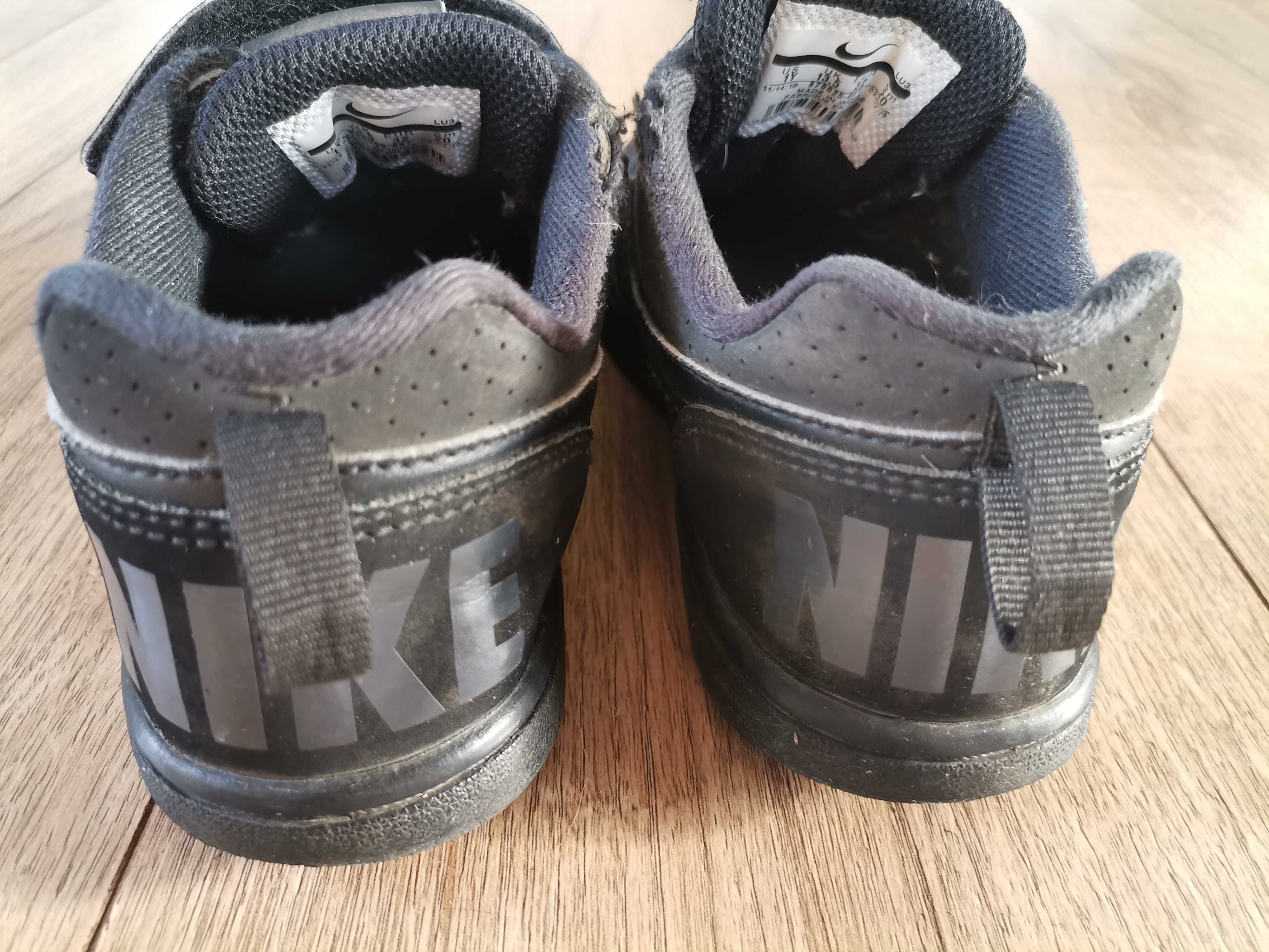 Czarne buty sportowe Nike roz. 32