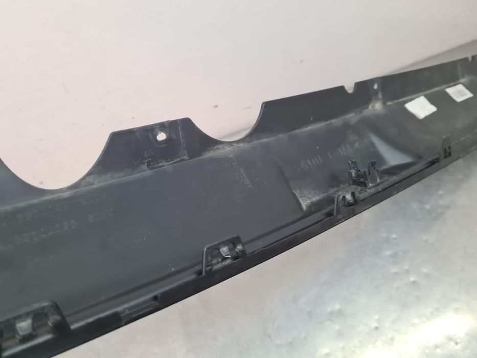 Spoiler do pára-choques trás RENAULT Kangoo III