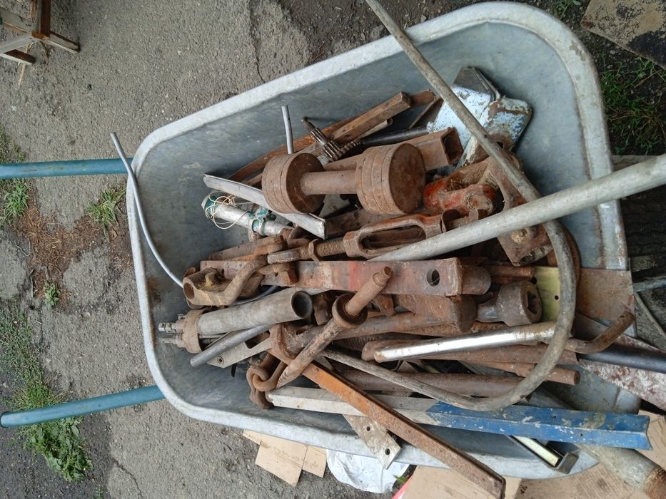 Продам жалюзи м412 коьца зил130