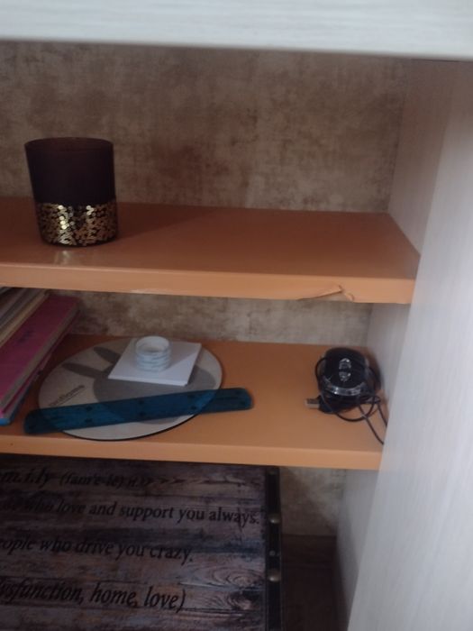 Письмовий компактний стіл