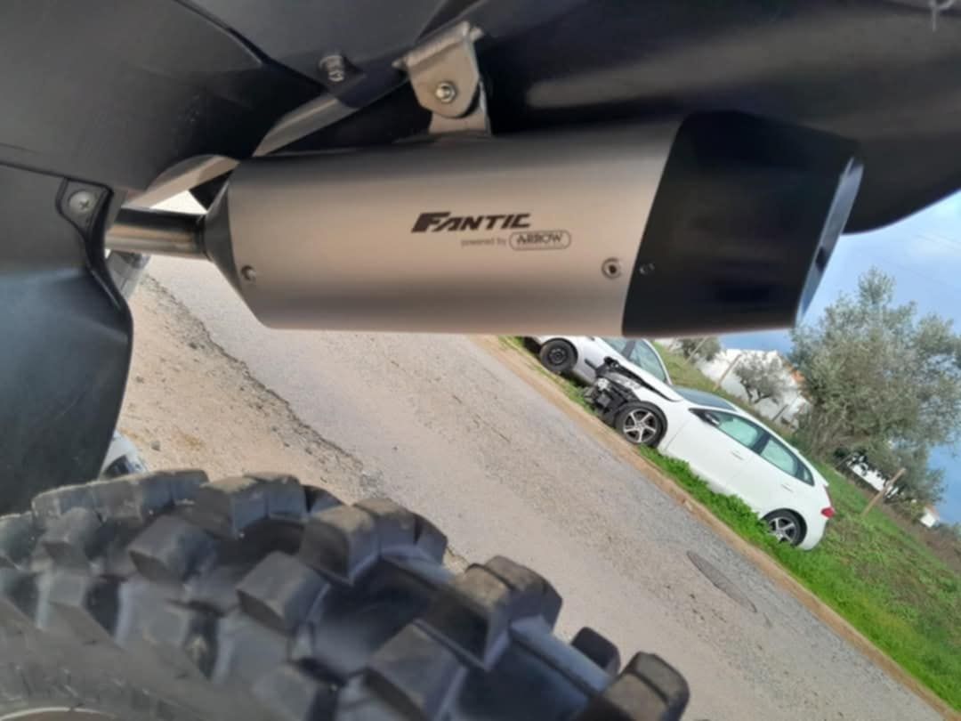 Fantic 125 com 4 horas