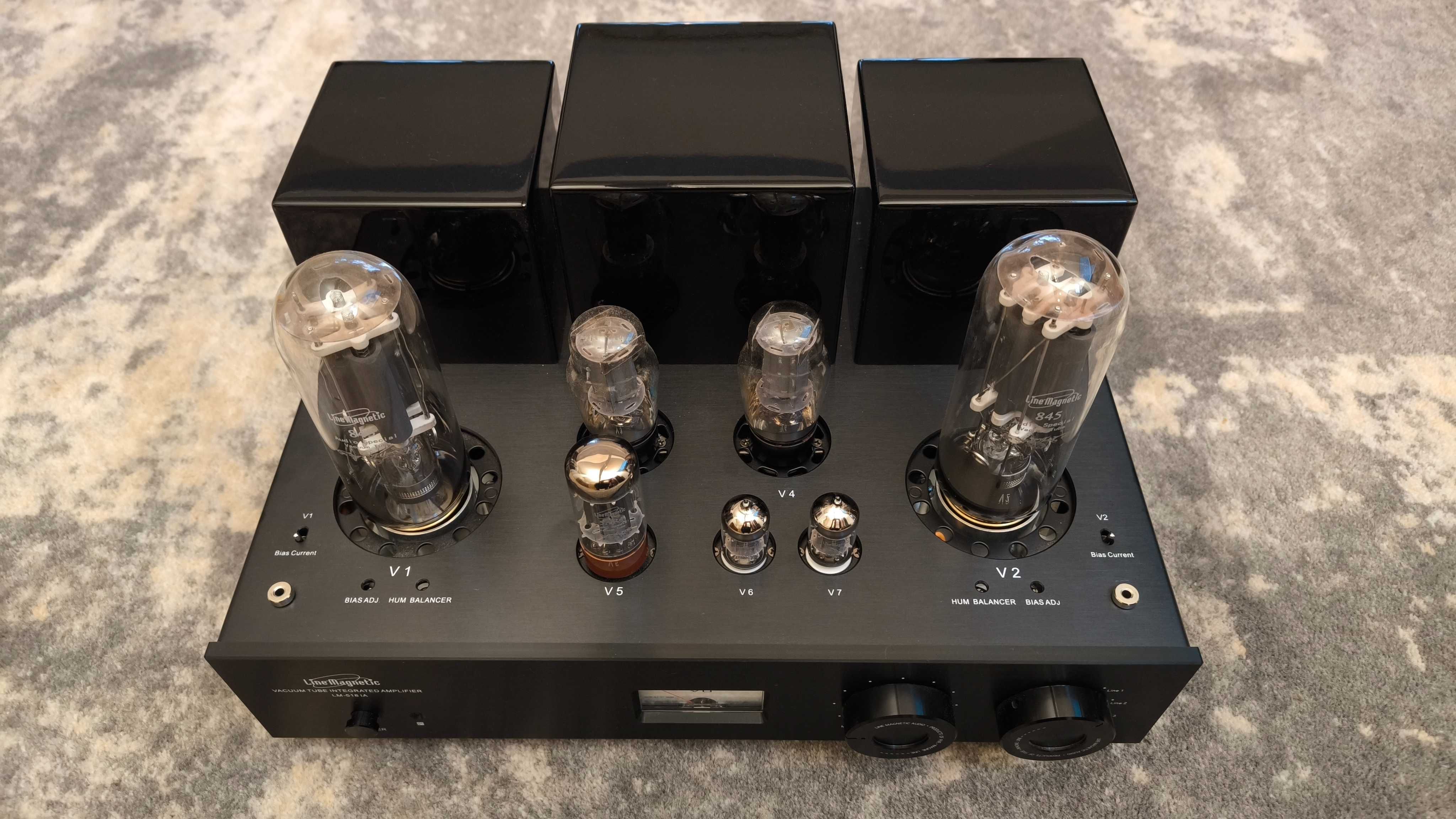 wzmacniacz lampowy Line Magnetic LM-518IA