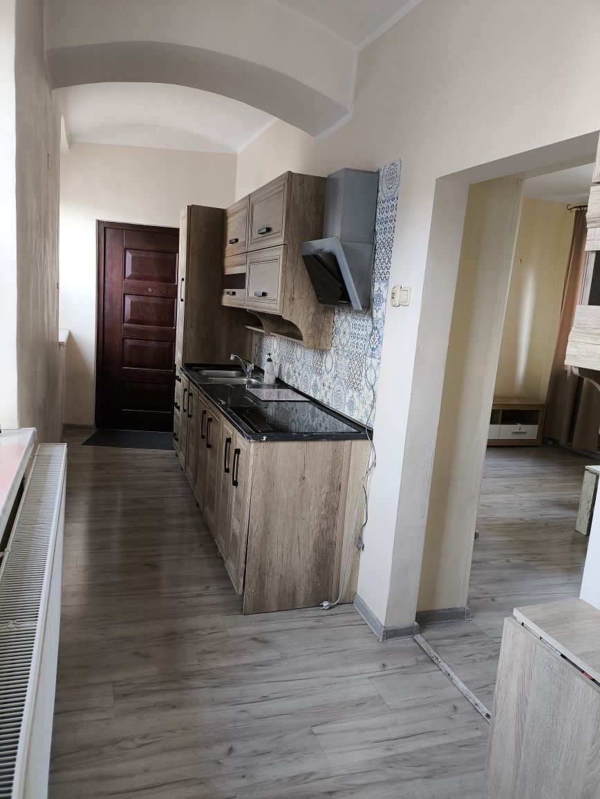 Kawalerka M2 w ścisłym centrum Żor, gabinet, biuro w centrum, parter