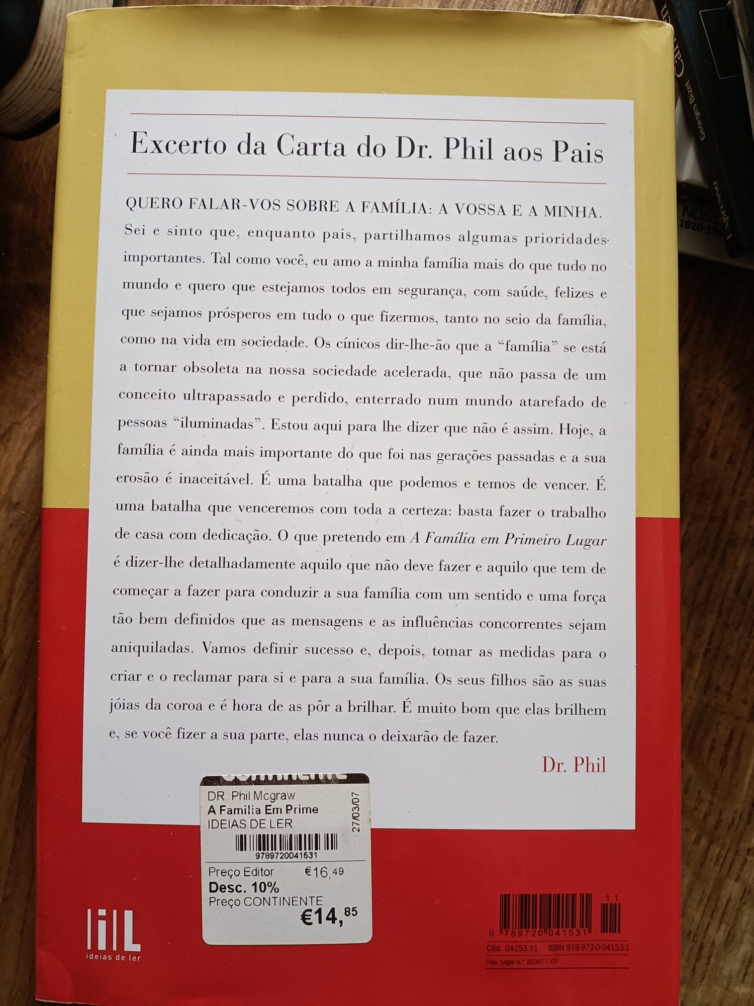 Livro 'A Família em primeiro lugar '