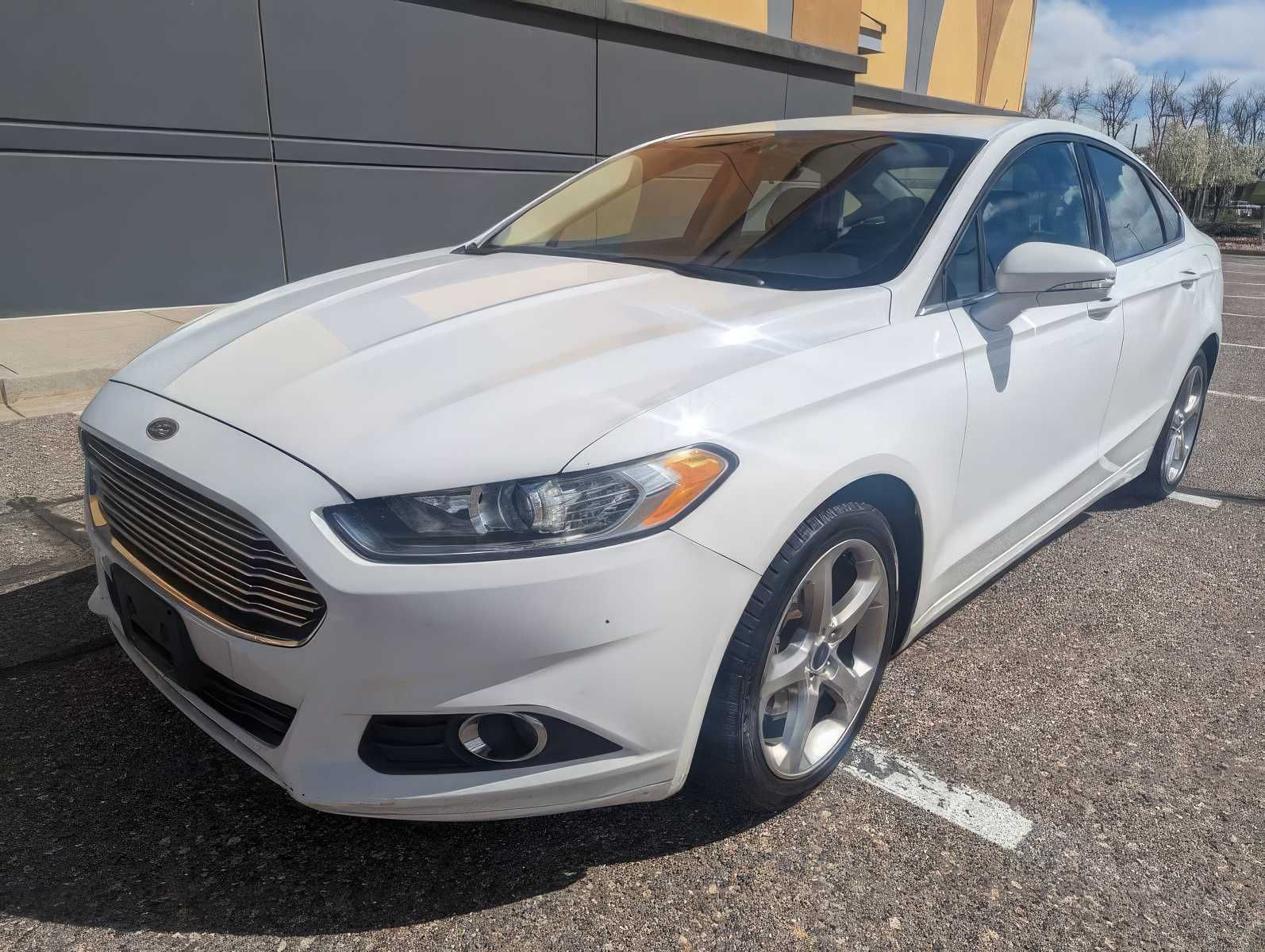 2015 Ford Fusion SE