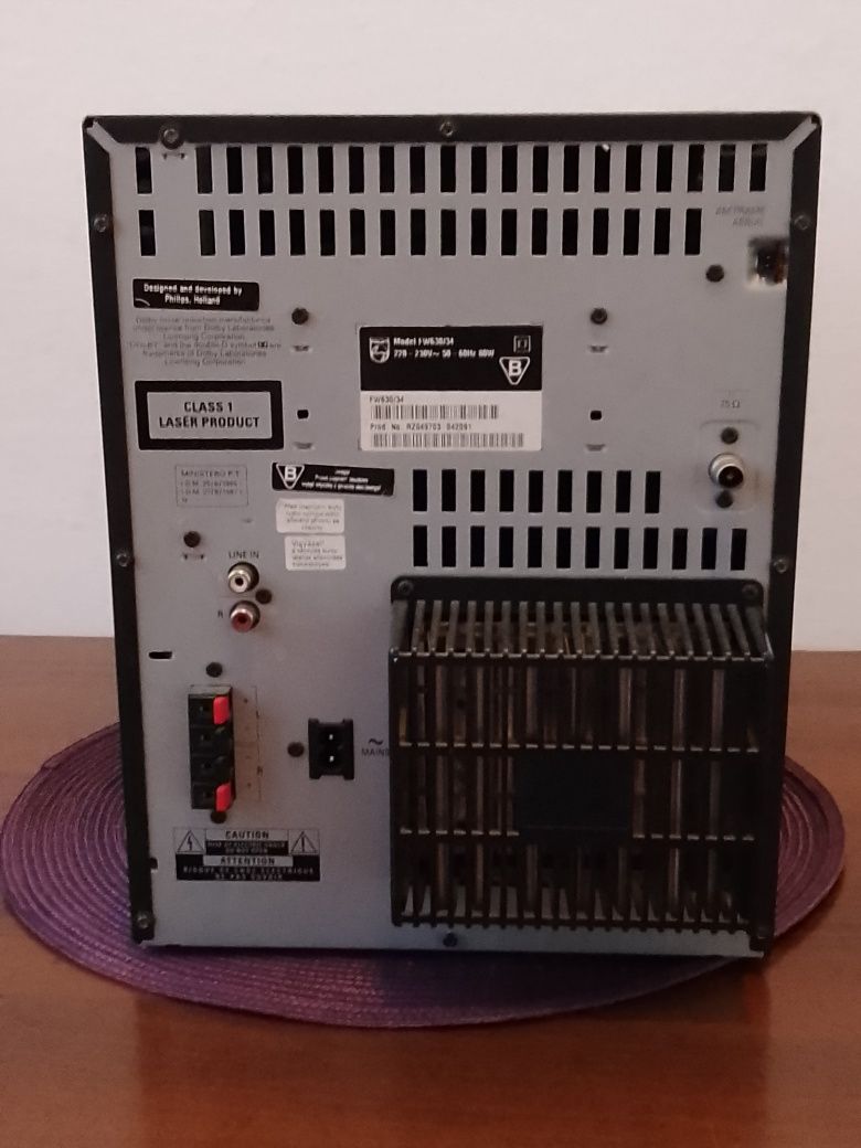 Wieża hi-fi Philips (z pilotem)
