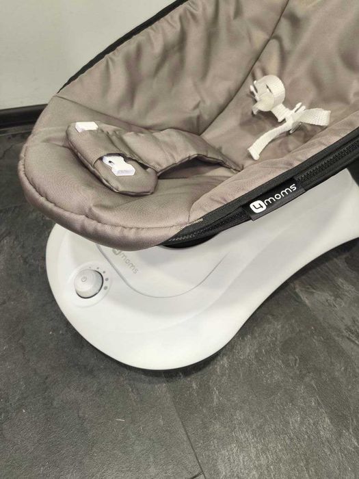 4moms Rockaroo 2.0 версии укачивающий заколисуючий загойдуючий центр