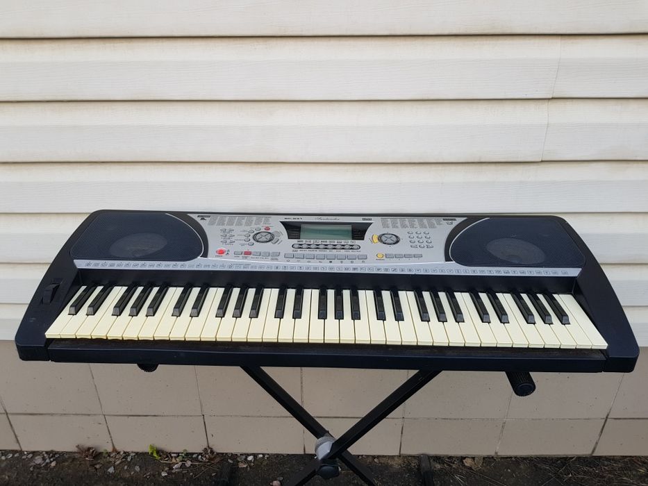 Синтезатор Sandanter SK-931 на 61 клавішу, б/у