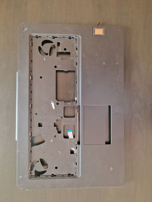 Кришка топкейс піддон Dell Precision 7710 7720