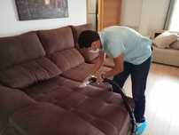 Lavamos e higienizamos sofás, cadeirões, colchões, carpetes e outros.
