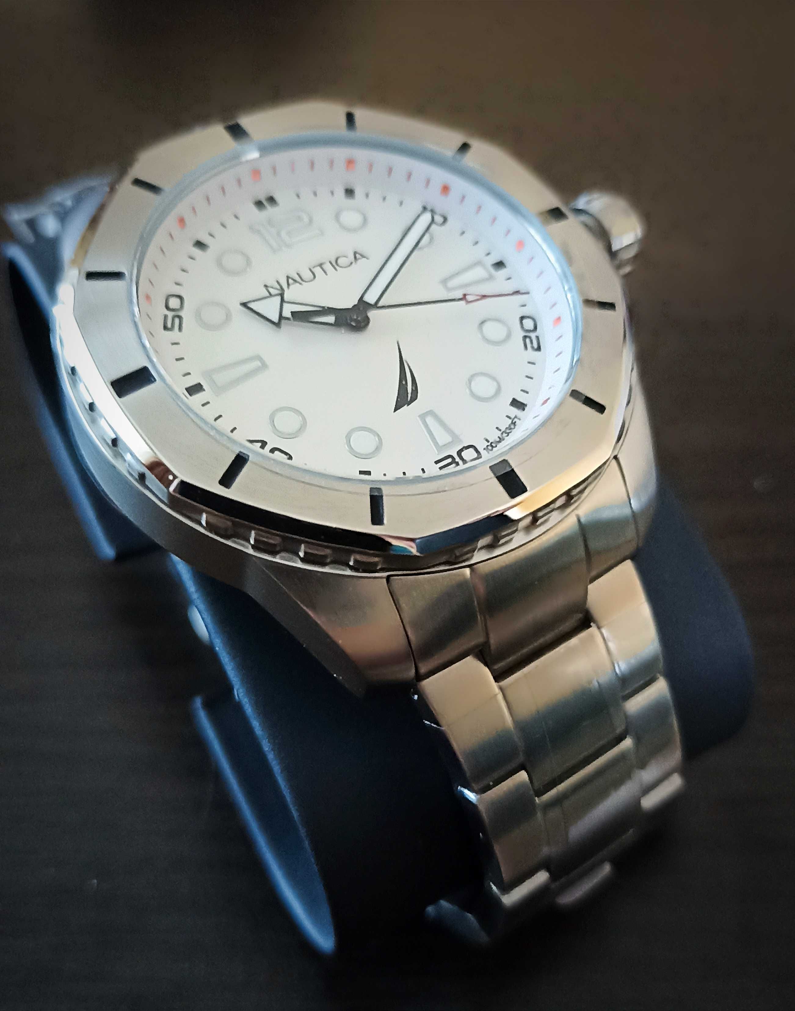Nautica NAPKMF204 "Koh May Bay". Годинник наручний
