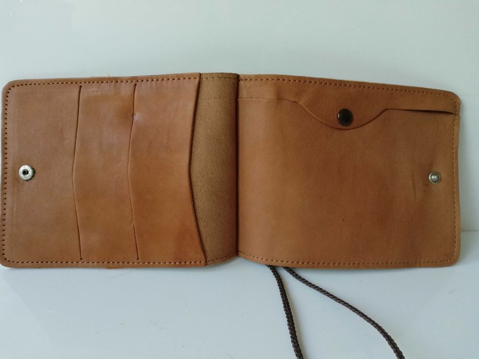 saszetka skórzana pieniądze / dokumenty na szyję