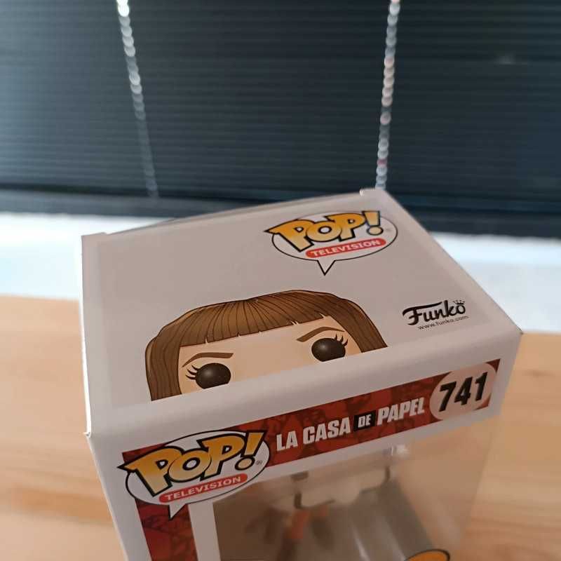 Funko Pop Tokio (Masked) Chase