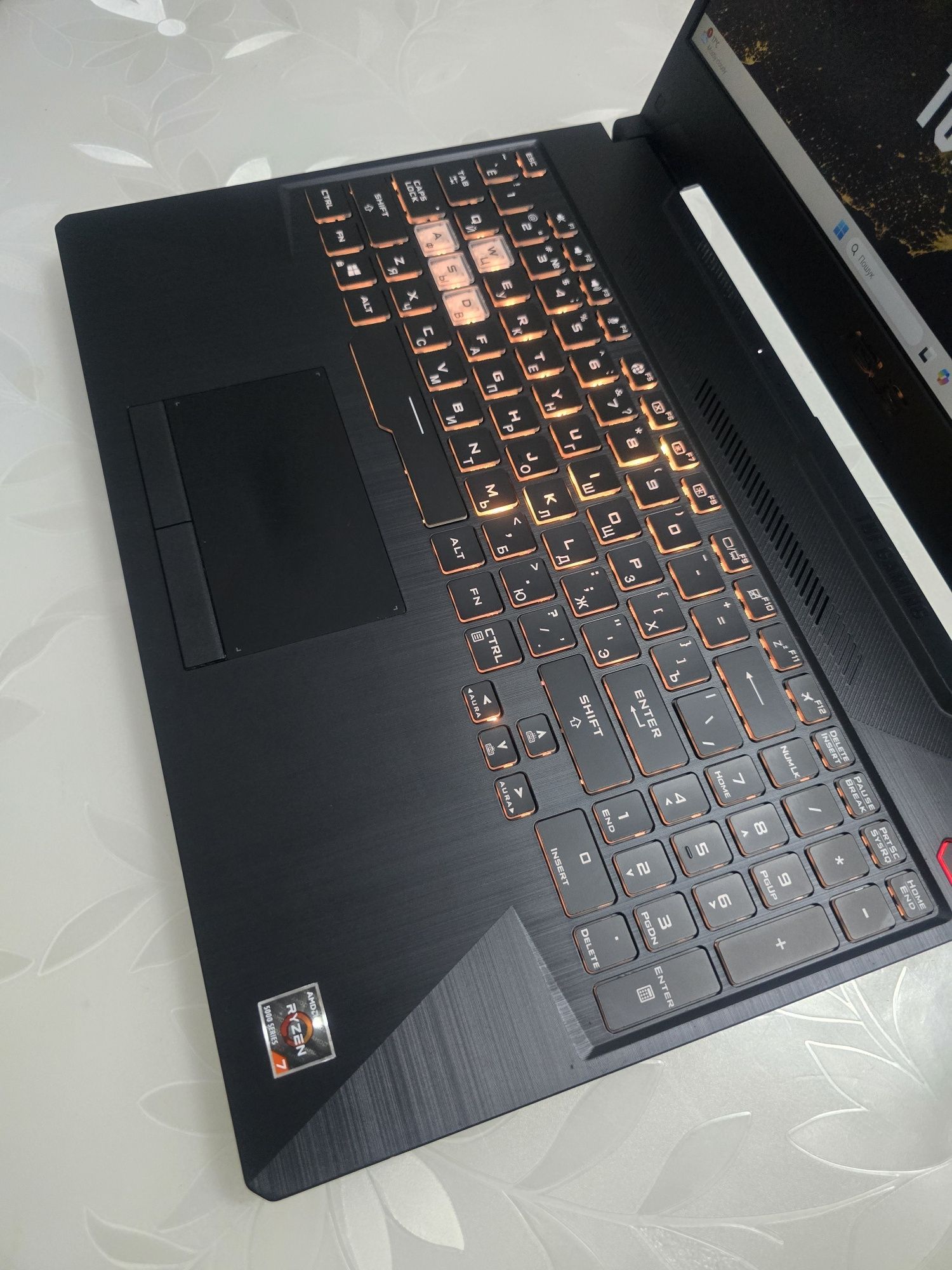 Asus TUF A15/144Hz/Ryzen 7 5800H×16CPU/RTX 3060 6GB/SSD:1TB/RAM:16GB