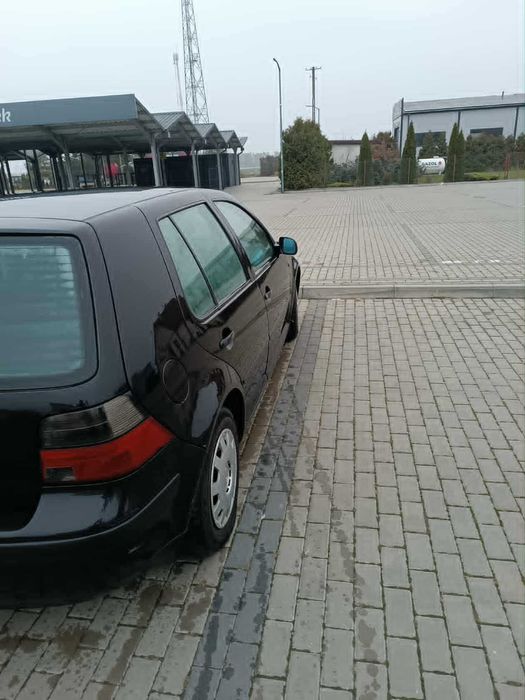 Volksvagen Golf 4 1.4 Benzyna 75km