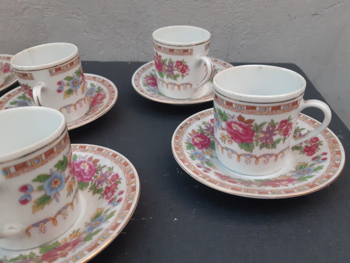 Porcelana chińska komplet  talerzyki filiżanki.