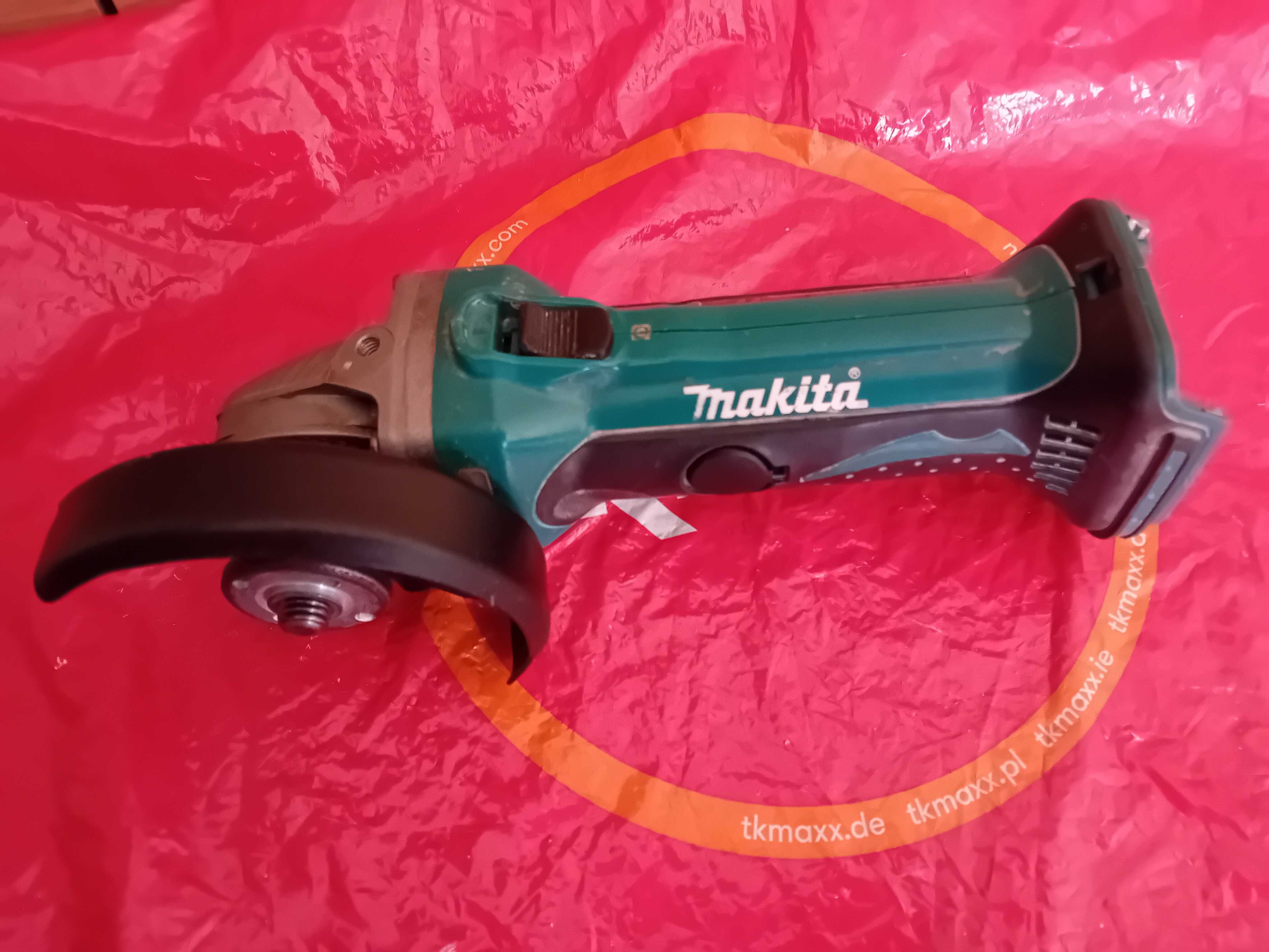 Szlifierki Makita Metabo DeWalt  Asaki