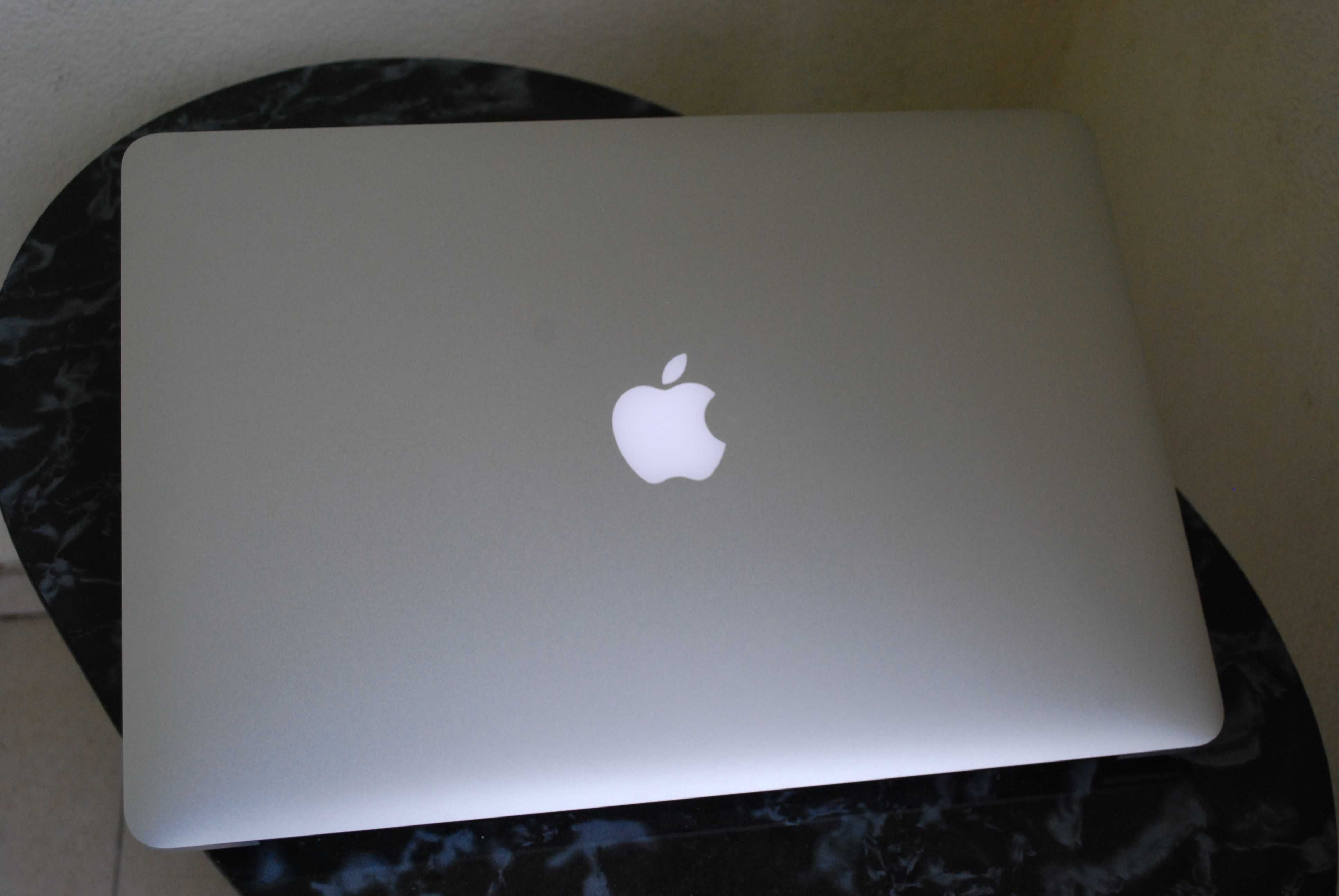 Ноутбук MacBook Pro 15'' MJLT2 2015 Core i7/16/512/Radeon R9, 2GB