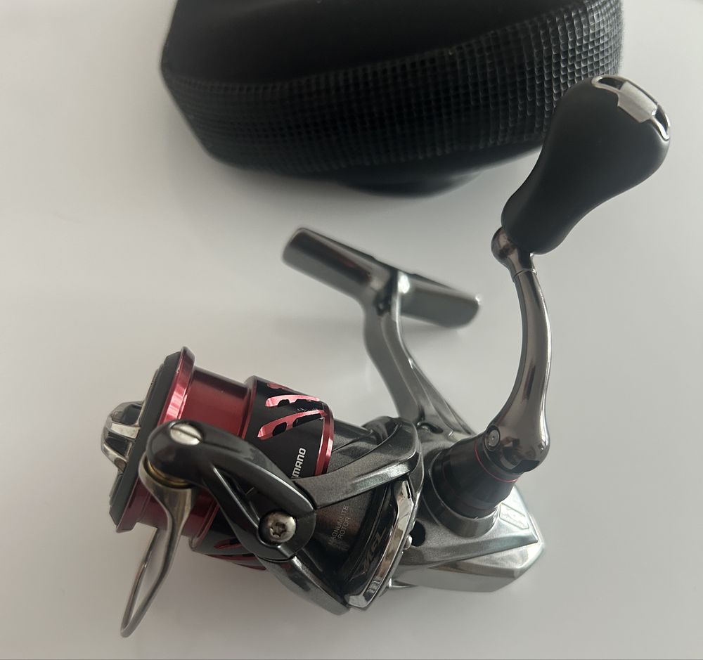 Kołowrotek Shimano Stradic CI4+ FB C2000S