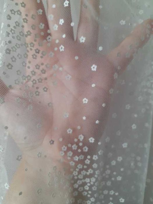 Biala sukienka z motylem 116