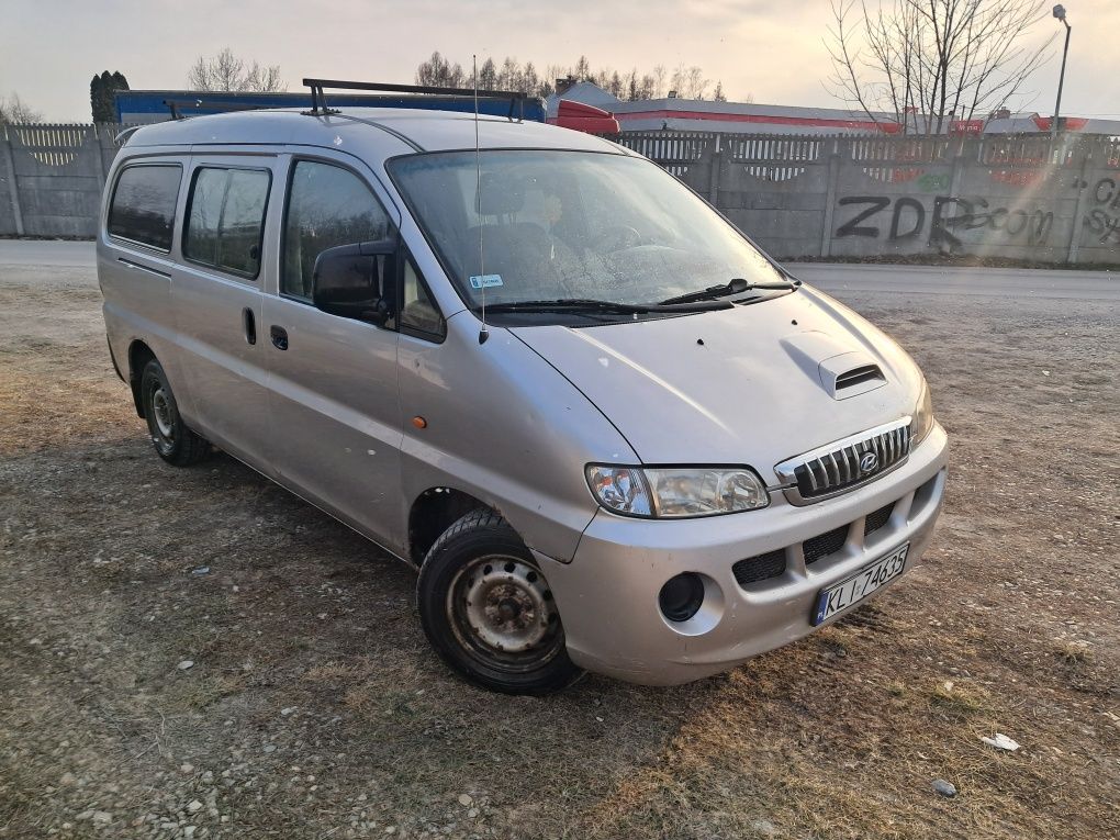 Hyundai  H 1,  6 osób jak vito trafić,transporter t4  2,5td 4D56 Łańcu