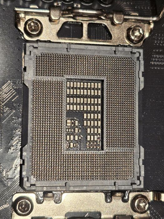 Asus Tuf B750M Plus Wifi D4 Avariada Peças