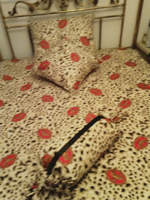 Magnífico edredom de plumas tecido padrão versace