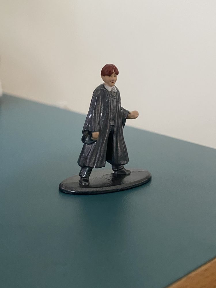 Ron Weasley - Harry Potter figura metálica / Edição limitada