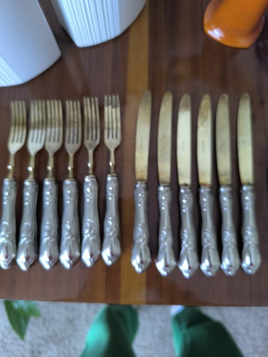 12 Talheres de sobremesa com cabo em prata