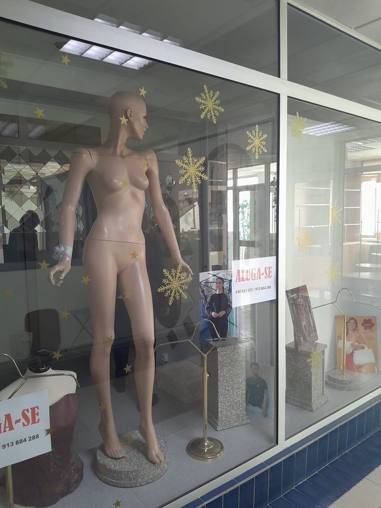 Manequins em otimo estado.
