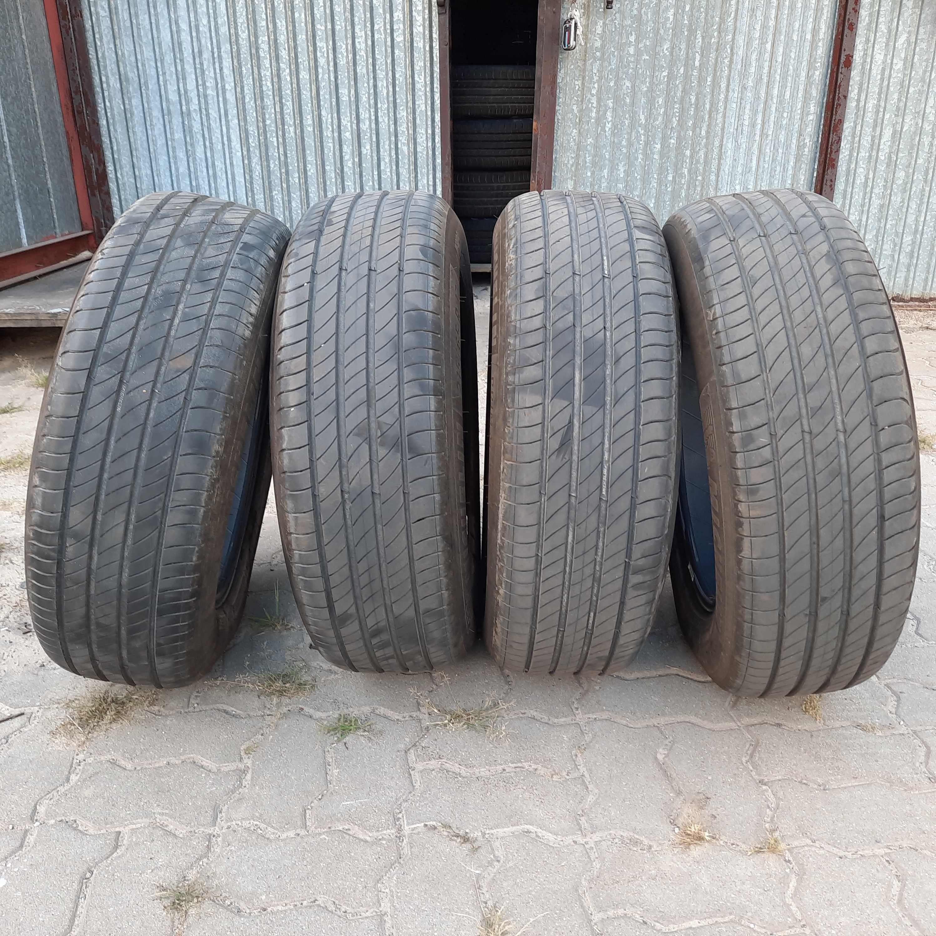 Sprzedam opony letnie 215/65R17 MICHELIN PRIMACY 4