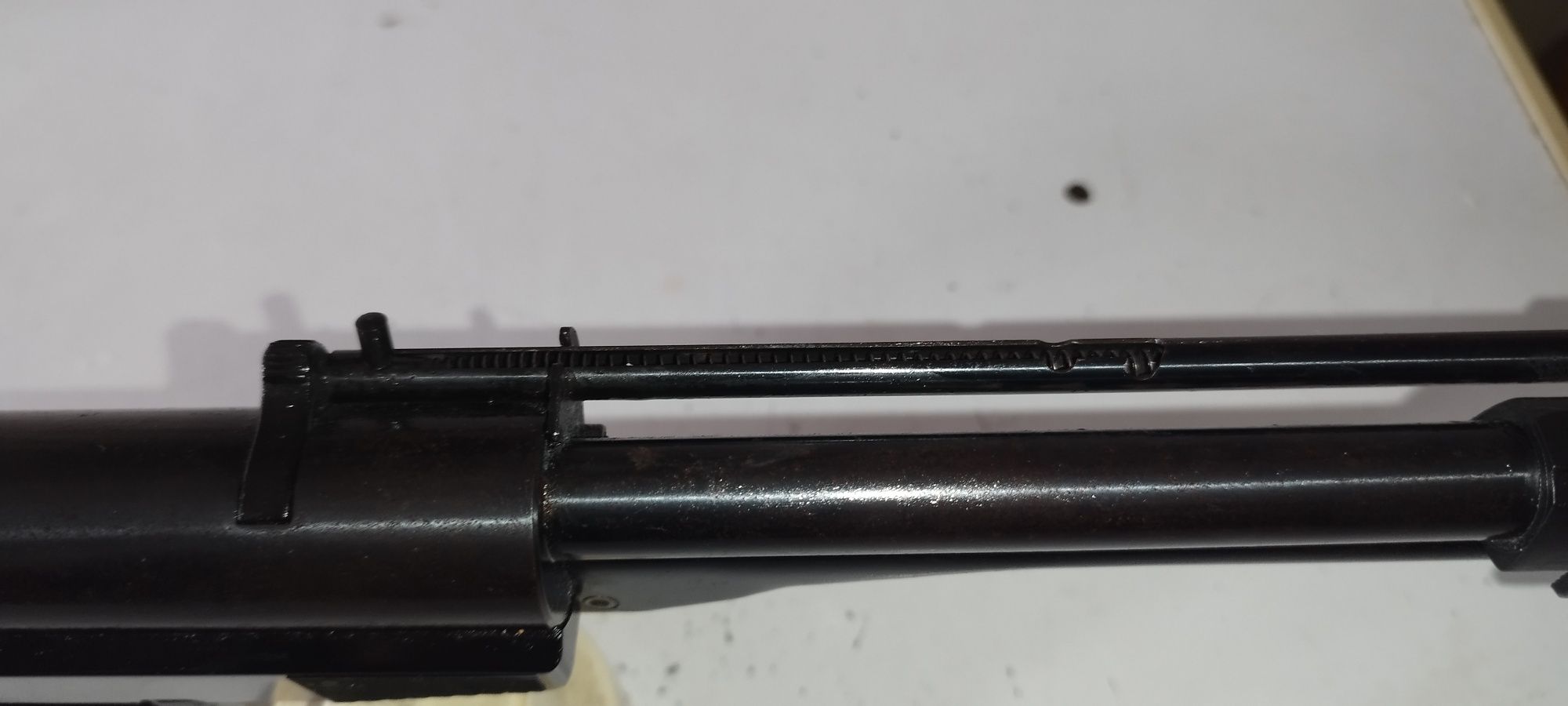 Pistola gamo 4,5
