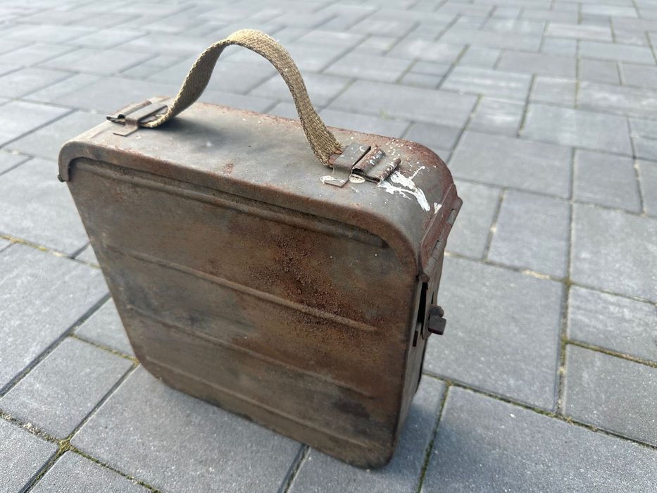 Skrzynka amunicyjna, taboret Wojskowy, kanister.