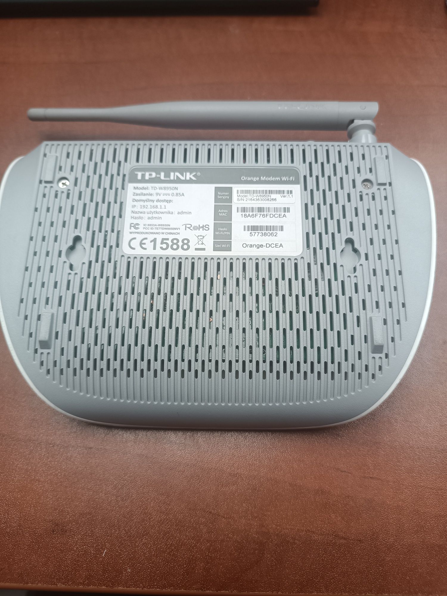Router TP link TD-W8950N