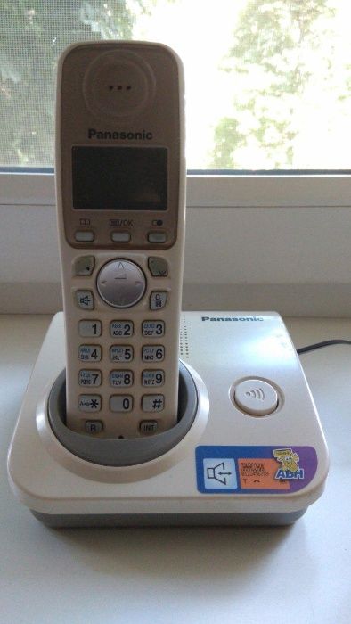 Телефон Panasonic KX-TG7207UA / телефон на запчасти