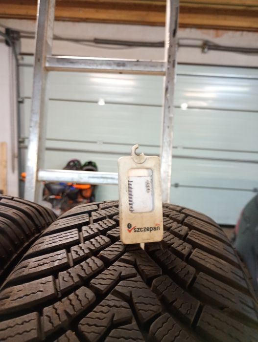 Opony zimowe 195/65R15 Falken