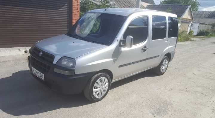 Фіат добло 2003 рік