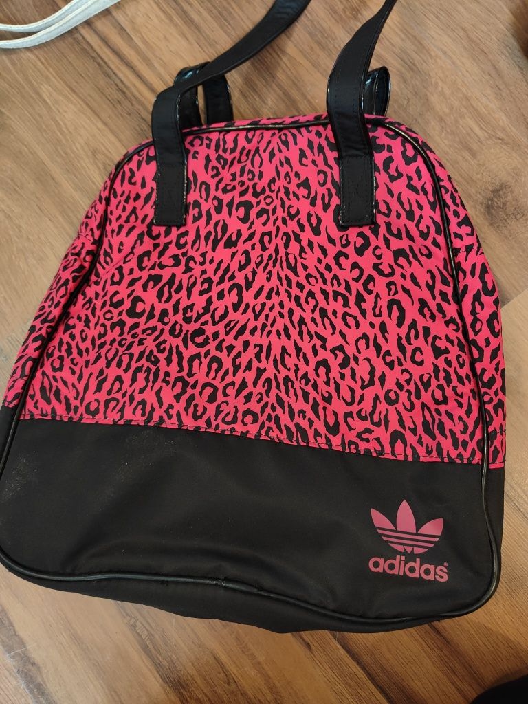 Torebka adidas . róż