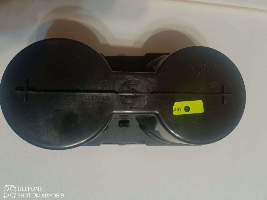 Подстаканник Volvo V 50