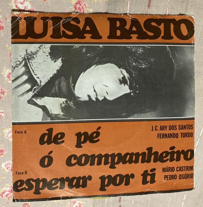 Single Luisa Basto Ary dos Santos De Pé ó Companheiro