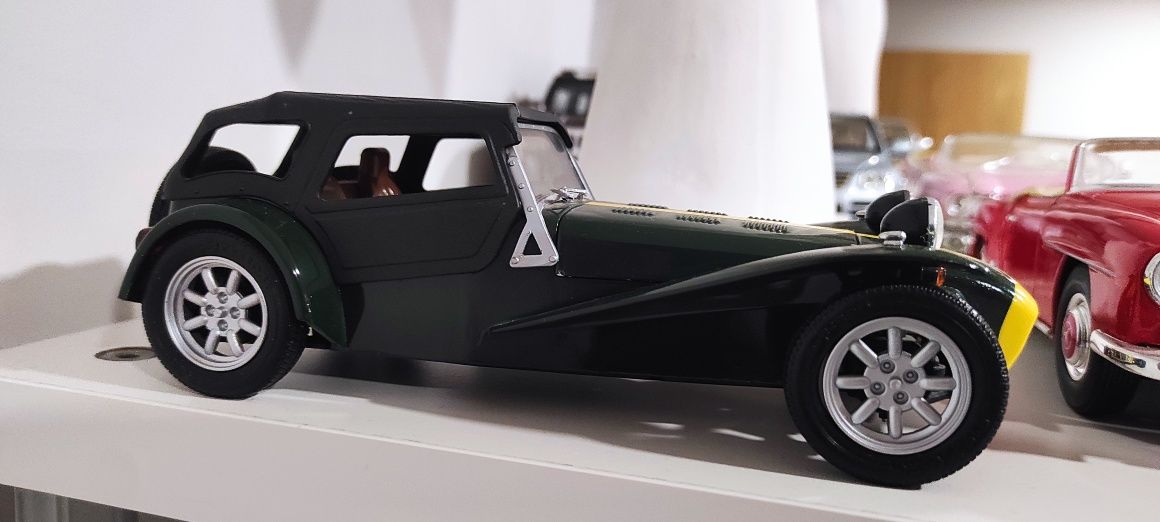 1/18 Lotus Caterham Seven Anson carro coleção miniatura