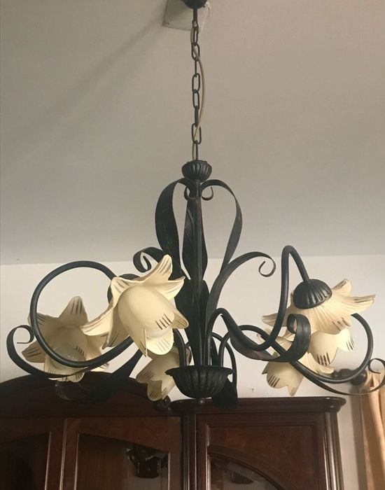 Candeeiro sala ou quarto com flores