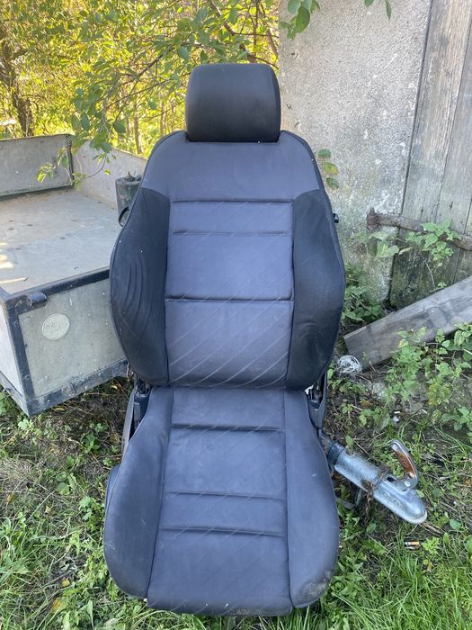Dwa fotele przednie audi a3 8l 2000r.