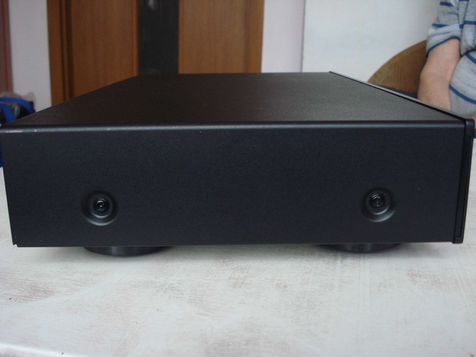 CD-програвач "Yamaha" CD-S303