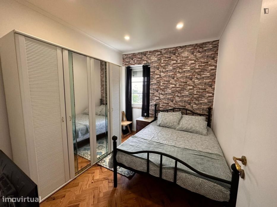 Quarto - localizado em Sintra Lisbon