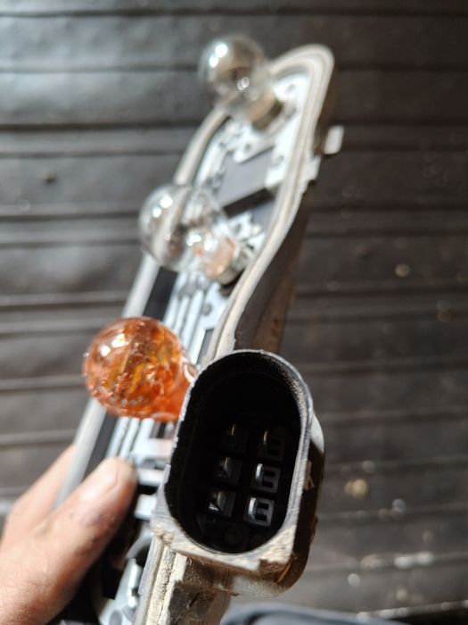 Wkład lampy tył audi A4 b6 kombi awant