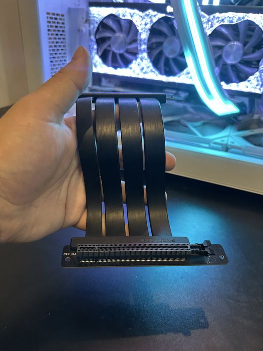 Riser Райзер Phanteks Gen4 pci-e 4.0 на 20 см 90 градусів