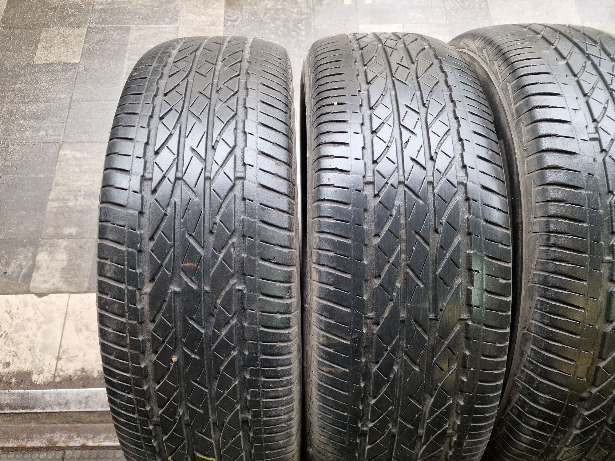 Летняя резина 225/65 R17 Bridgestone Dueler